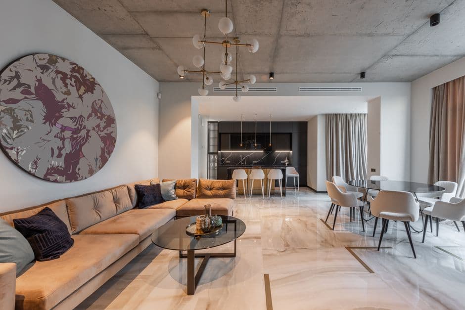 Contemporary cluster home near the Wanderers